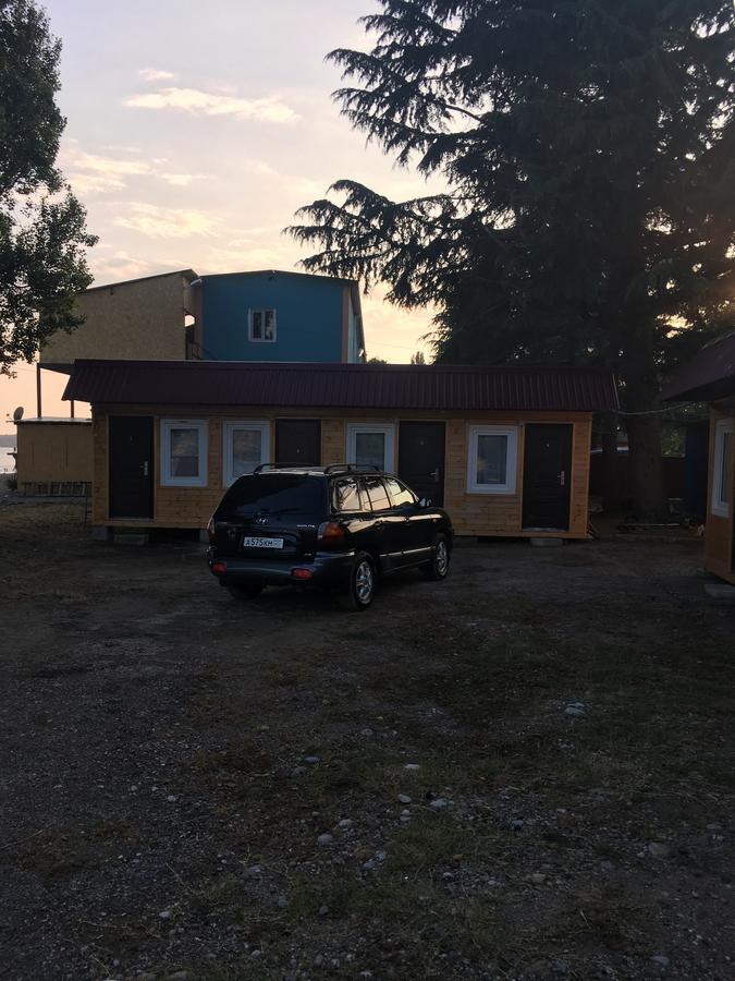 Lidzava Guest House Tri Topolya מראה חיצוני תמונה