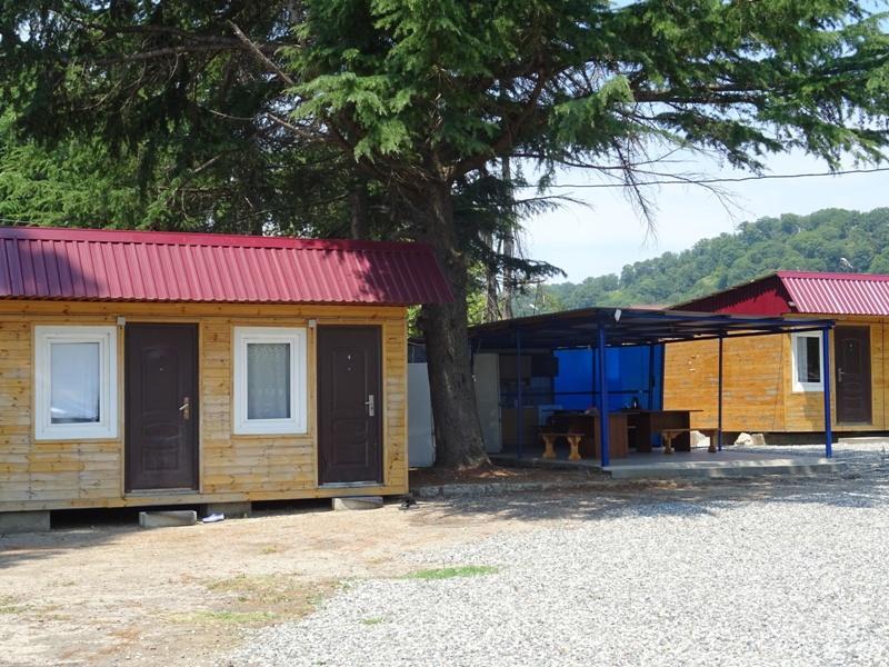 Lidzava Guest House Tri Topolya מראה חיצוני תמונה